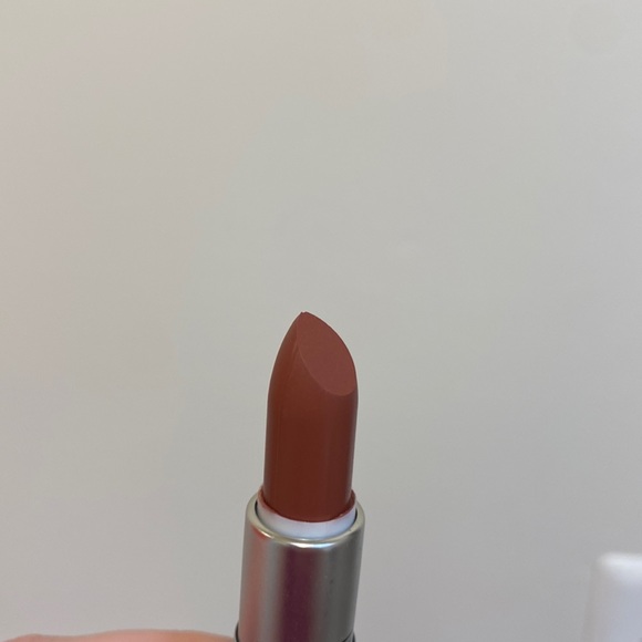 💋Velvet Teddy matte lipstick - Picture 3 of 6